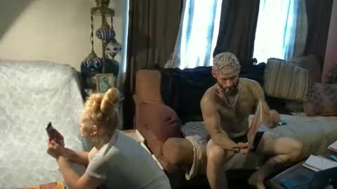 Snapshot of fairyswood420 chatting on 12-17-25, 06:47 fairyswood420 online show from 12-17-25, 06:47