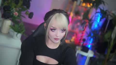 faith_chan online show from 10-08-25, 02:53