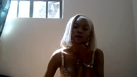 faizah_ online show from 08-02-26, 10:14