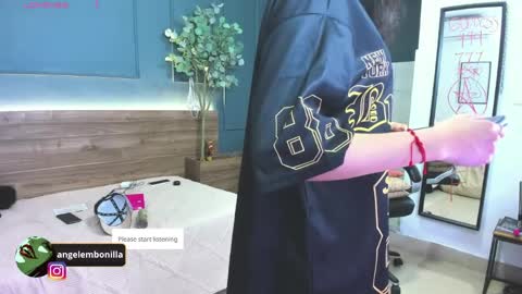 Snapshot of fallen_angel999777 chatting on 04-28-26, 11:04 Megan 630 1330 -5 online show from 04-28-26, 11:04