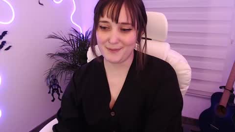 Snapshot of fallenag__ chatting on 11-01-25, 12:01 OF fallenag 1 online show from 11-01-25, 12:01