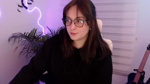 Snapshot of fallenag__ chatting on 06-28-26, 01:55 OF fallenag 1 online show from 06-28-26, 01:55