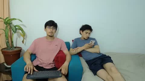 FallGays online show from 04-07-26, 02:23