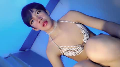 Ivy Lauren online show from 02-01-25, 09:19