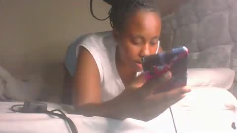 famous_bear online show from 03-11-26, 05:02