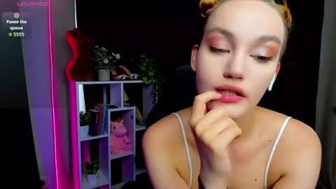 Snapshot of fane_stain chatting on 07-02-26, 03:23 Merida but you can call me Ida online show from 07-02-26, 03:23