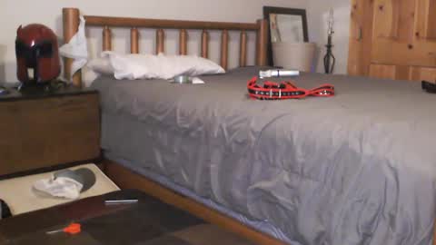 Fan Friction online show from 10-02-25, 01:56