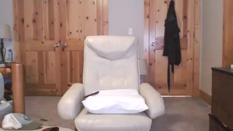 Fan Friction online show from 10-31-25, 08:15