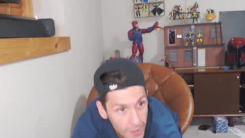 Fan Friction online show from 07-04-26, 04:07