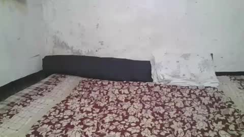 Snapshot of fangon2 chatting on 10-22-25, 01:50 KEITH ELISA online show from 10-22-25, 01:50