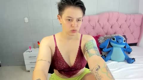 Snapshot of fanny_18 chatting on 10-07-25, 02:53 FANNY online show from 10-07-25, 02:53