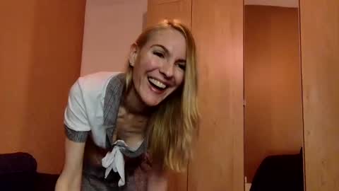 Fanny online show from 12-29-24, 03:00