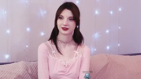 Kim online show from 01-11-25, 04:14