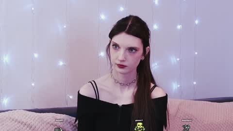 Kim online show from 01-27-25, 10:27