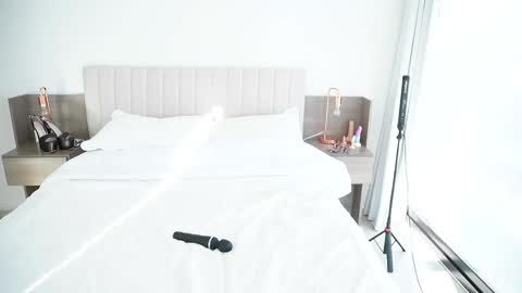 Snapshot of fantastic_sonya chatting on 10-03-25, 07:22 Fantastic Sonya online show from 10-03-25, 07:22