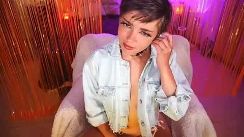 Snapshot of fantastic_sonya chatting on 11-24-25, 01:16 Fantastic Sonya online show from 11-24-25, 01:16