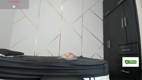 Snapshot of fantasy_33 chatting on 12-28-24, 02:21 fantasy online show from 12-28-24, 02:21