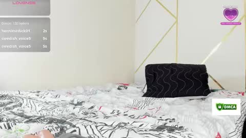 Snapshot of fantasy_33 chatting on 01-11-25, 05:18 fantasy online show from 01-11-25, 05:18