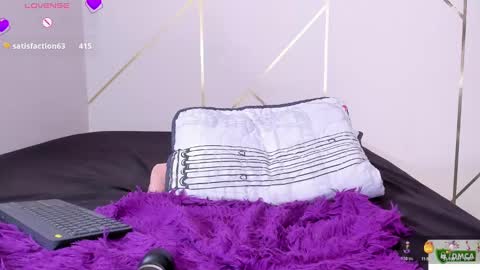 Snapshot of fantasy_33 chatting on 02-17-25, 05:10 fantasy online show from 02-17-25, 05:10