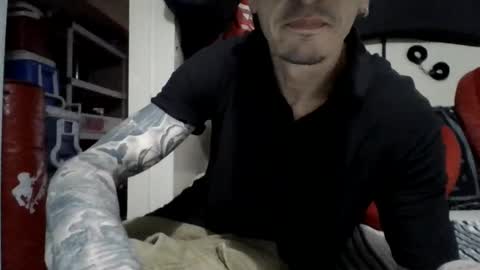fantasydesire83 online show from 05-10-26, 08:47