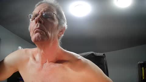 fantasyresort online show from 12-28-24, 04:19