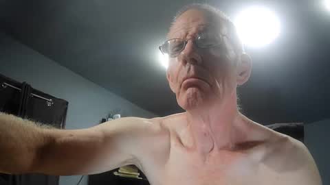 fantasyresort online show from 10-15-25, 03:06