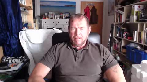 Snapshot of fantasystyl50 chatting on 12-15-25, 11:03 fantasystyl50 online show from 12-15-25, 11:03