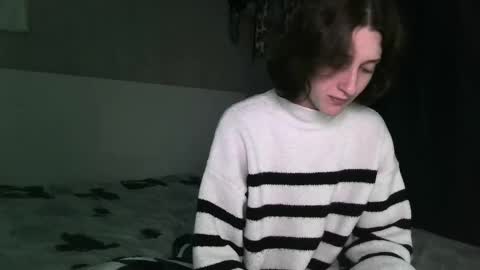 Snapshot of fapputa chatting on 05-02-26, 12:37 Kira online show from 05-02-26, 12:37