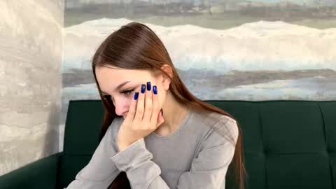 Snapshot of farahmantifel chatting on 12-14-25, 11:04 Anna Scovich online show from 12-14-25, 11:04