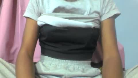 farantsaaly1 online show from 09-25-25, 09:57