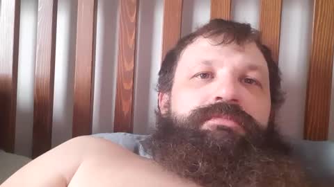 Snapshot of farm2boy chatting on 12-18-24, 07:19 Farm2boy online show from 12-18-24, 07:19