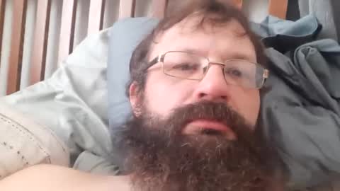 Snapshot of farm2boy chatting on 01-21-25, 05:20 Farm2boy online show from 01-21-25, 05:20