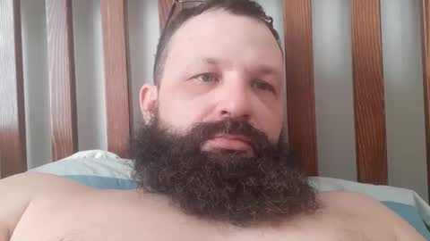 Snapshot of farm2boy chatting on 02-11-25, 05:18 Farm2boy online show from 02-11-25, 05:18