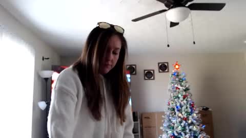 FarmGirl and Daddy online show from 12-21-25, 04:47