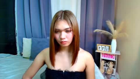 Snapshot of farrah_marie chatting on 11-11-25, 09:09 Farrah Zarake online show from 11-11-25, 09:09