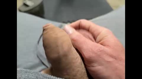 Snapshot of fartinmymouthplz chatting on 12-17-25, 03:34 fartinmymouthplz online show from 12-17-25, 03:34