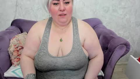 Snapshot of fashiona chatting on 02-01-25, 07:57 fashiona online show from 02-01-25, 07:57