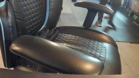 fatdick4u2c81 online show from 02-09-26, 03:27