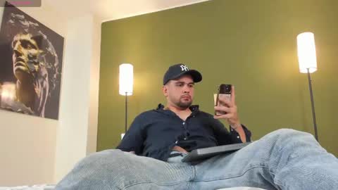 Snapshot of fatdick_1 chatting on 04-25-26, 09:23 M A T T E O online show from 04-25-26, 09:23