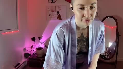 Snapshot of fate_fletcher chatting on 02-13-25, 02:45 fate_fletcher online show from 02-13-25, 02:45