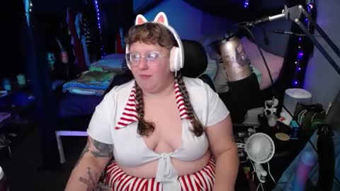 FatVeronica online show from 01-26-25, 04:20