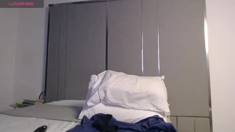 Snapshot of faustosaenz chatting on 12-12-24, 07:08 FAUSTO online show from 12-12-24, 07:08