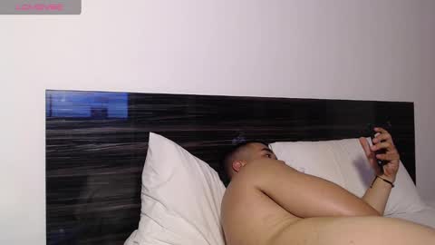 Snapshot of faustosaenz chatting on 02-19-25, 01:08 FAUSTO online show from 02-19-25, 01:08