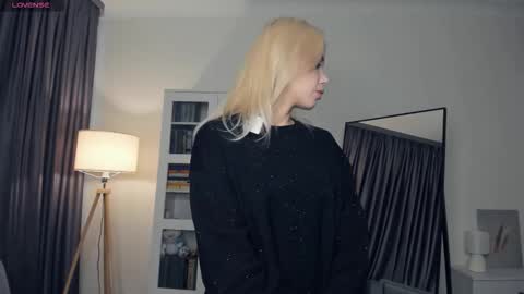 Emma online show from 01-16-26, 07:34