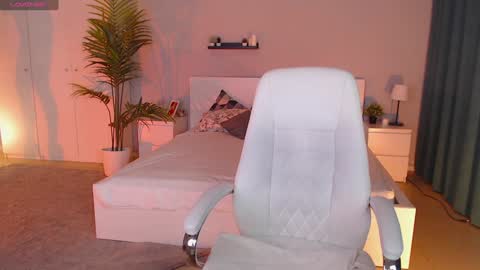 Fay online show from 01-30-25, 12:27