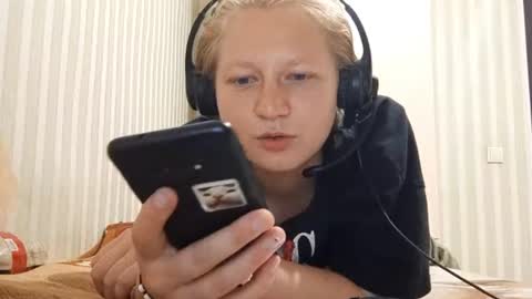 Jenny online show from 06-17-26, 04:19