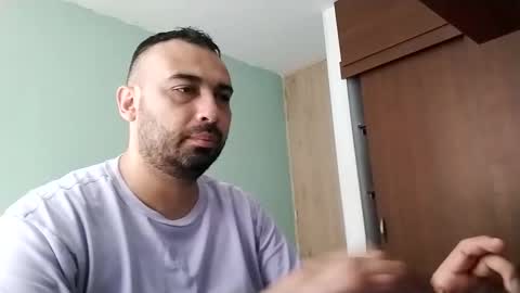 Snapshot of federikofer2 chatting on 02-23-25, 04:57 federico online show from 02-23-25, 04:57