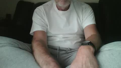 John Buck online show from 10-10-25, 04:06