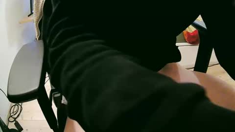 Snapshot of feetlover7878 chatting on 02-01-25, 11:43 feetlover7878 online show from 02-01-25, 11:43