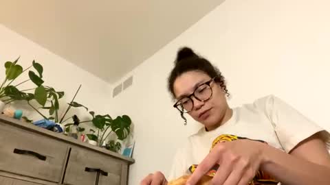 Snapshot of feetnymph chatting on 02-24-25, 01:35 Soley online show from 02-24-25, 01:35